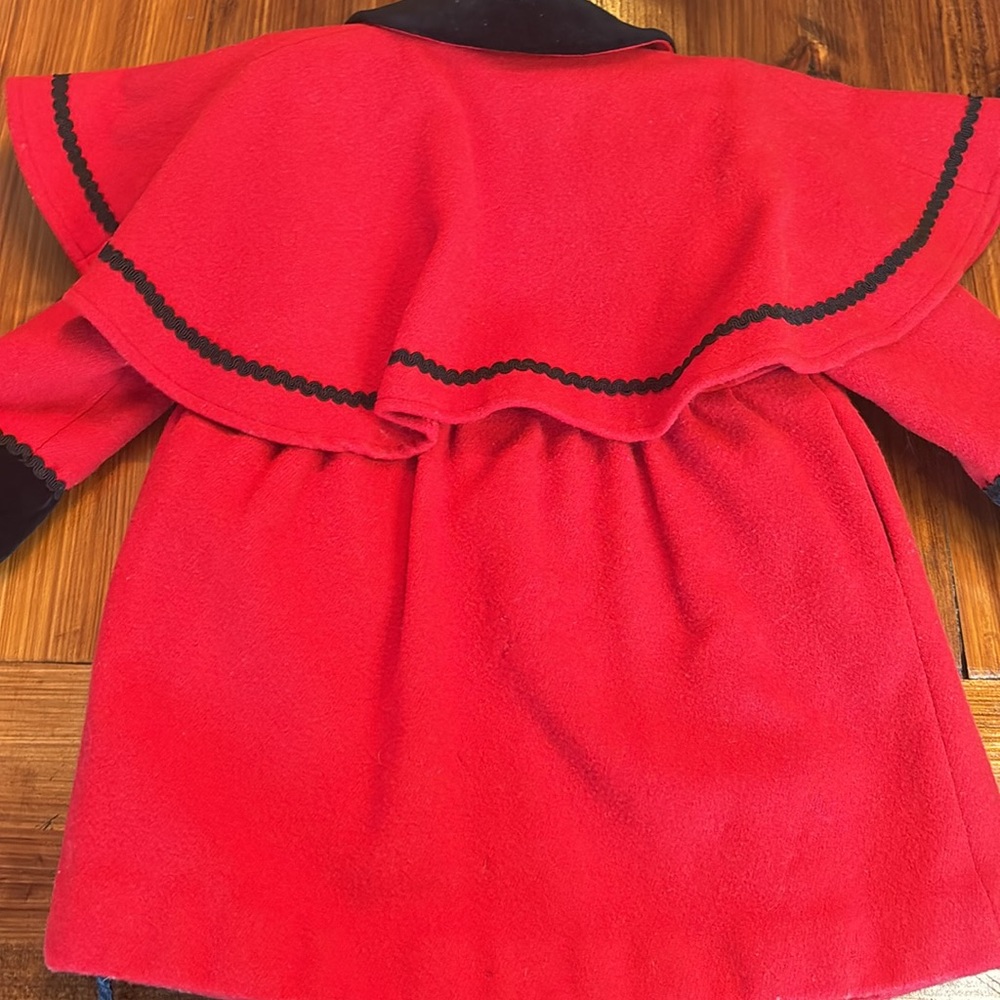 Little Girls Red/black Coat - Picture 8 of 8